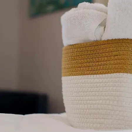 Iris Garden Apartahotel