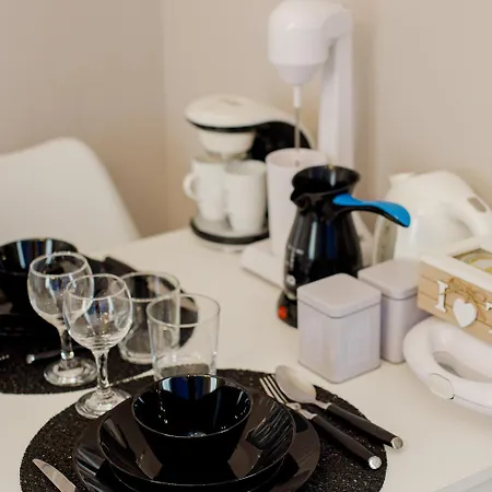 Iris Garden Apartahotel 4*