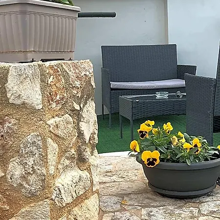 Iris Garden Apartahotel 4*