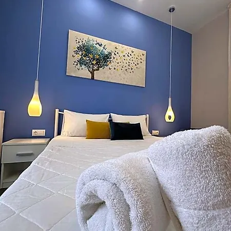 Iris Garden Apartahotel 4*