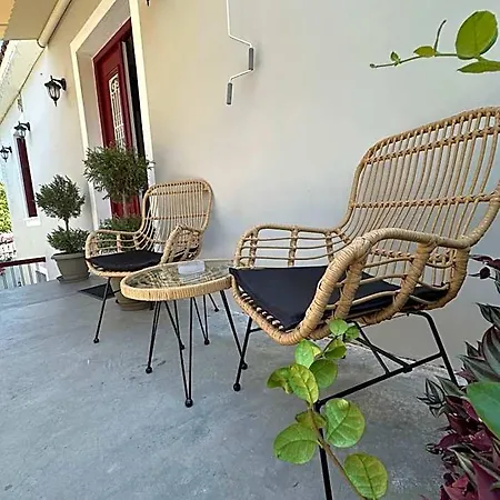 Apartahotel Iris Garden Corinto
