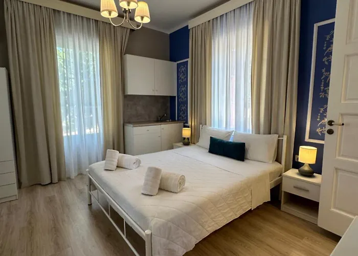 Iris Garden Apartmanhotel 4*