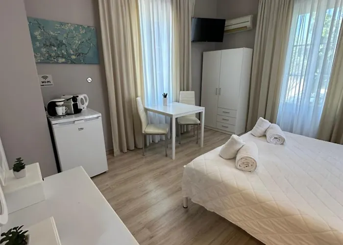 Aparthotel Iris Garden Corinth