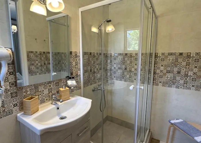 Apartmanhotel Iris Garden 4*